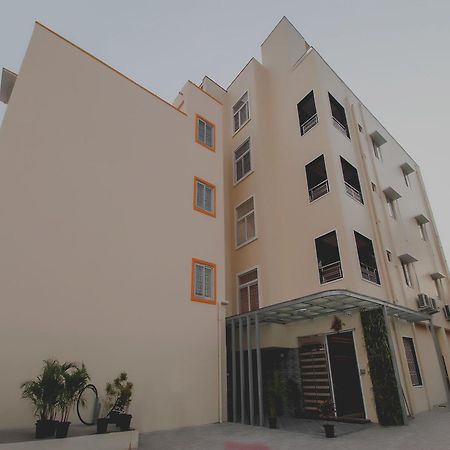 Hotel O Jp Residency Singapperumalkovil Luaran gambar